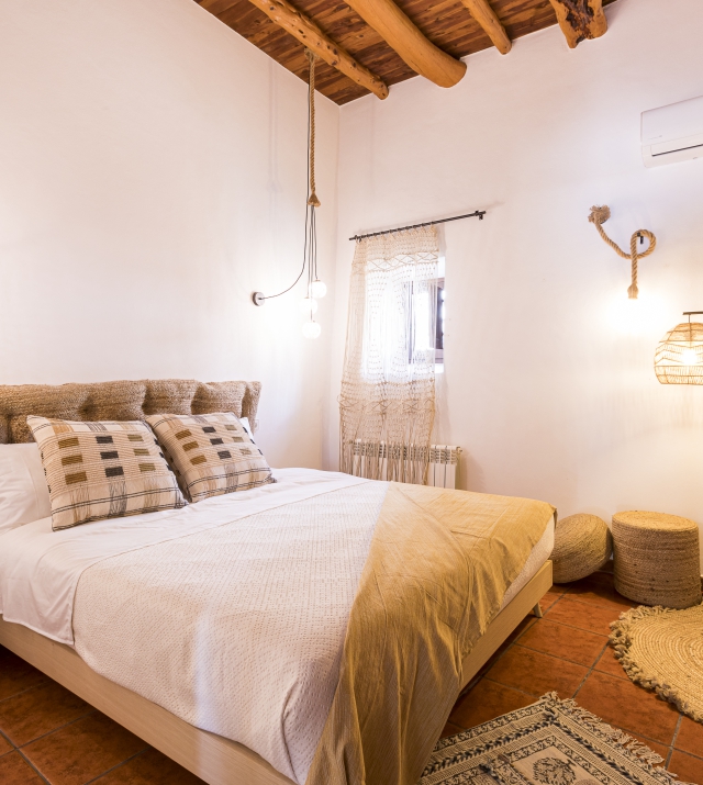 Resa estates rental in jesus 2022 finca private pool in Ibiza house bedroom 4.jpg